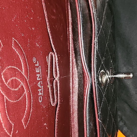 Chanel Classic Double Flap Lambskin Small SHW Authentic - Picture 7 of 15